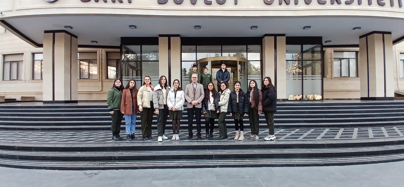 Məktəblilər BDU-nun qonağı olublar