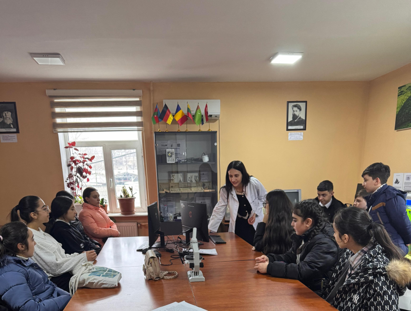 Məktəblilər Mingəçevir Dövlət Universitetində olublar