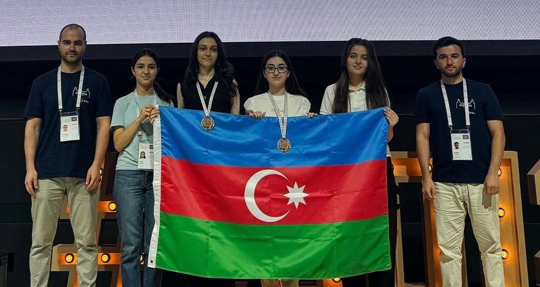 Məktəblilərimiz Avropa Qızlar İnformatika Olimpiadasında uğur qazanıblar