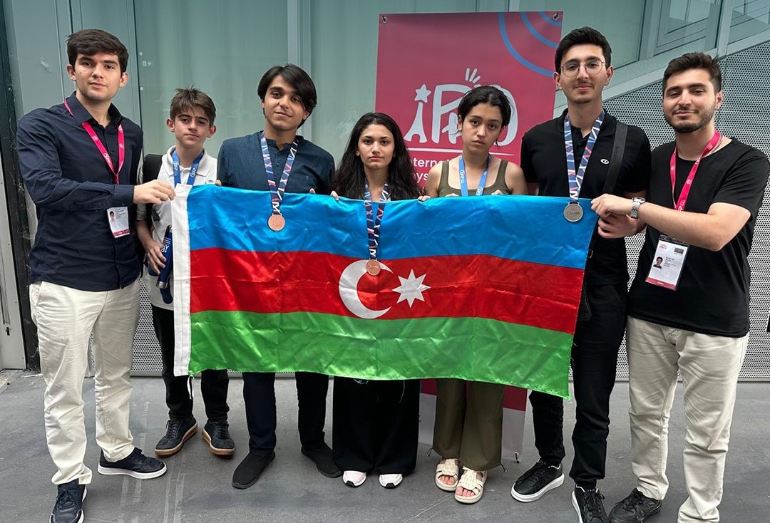 Məktəblilərimiz Beynəlxalq Fizika Olimpiadasında uğur qazanıblar 