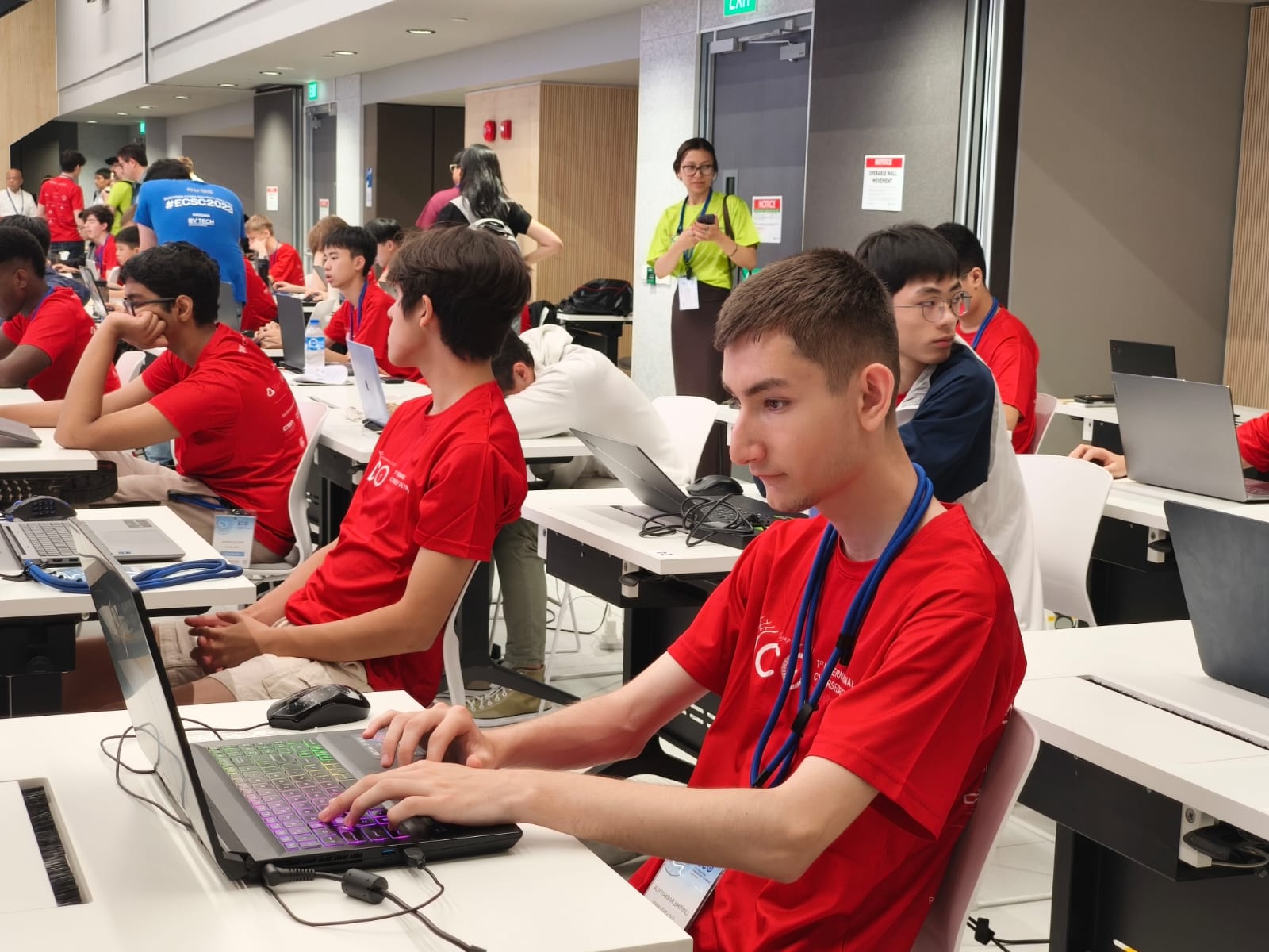 Məktəblilərimiz Beynəlxalq Kibertəhlükəsizlik Olimpiadasında uğur qazanıblar