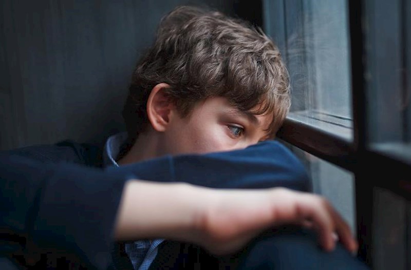 Məktəblilərin neqativ davranışı: Valideynlər nə etməlidirlər? 