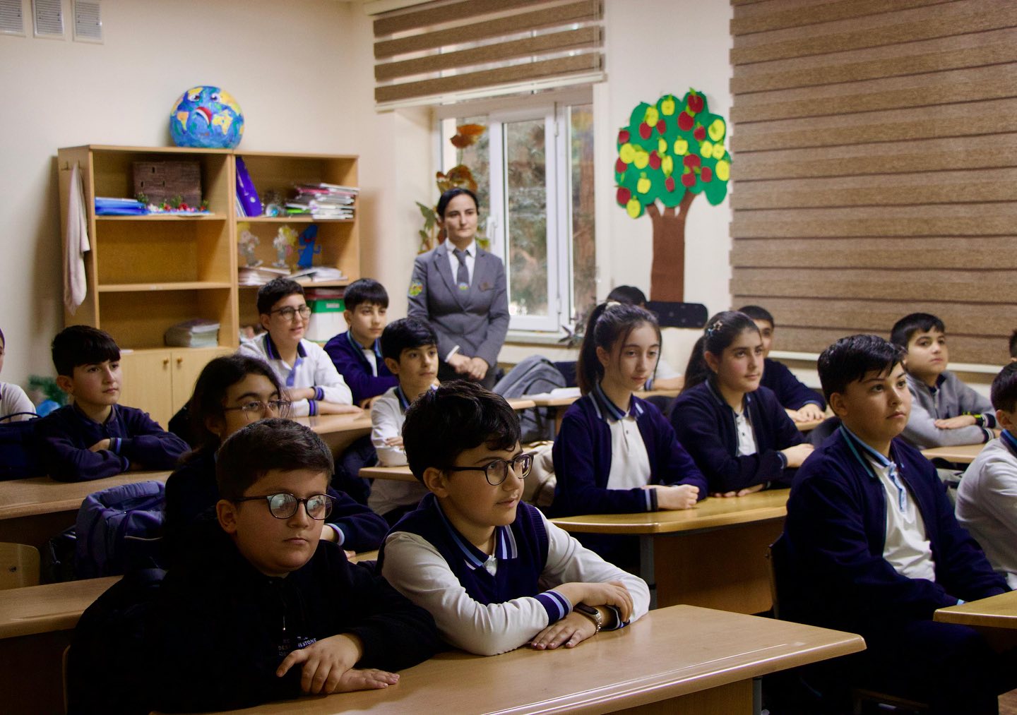 "Məktəblinin dostu" 238 məktəbdə fəaliyyət göstərir 