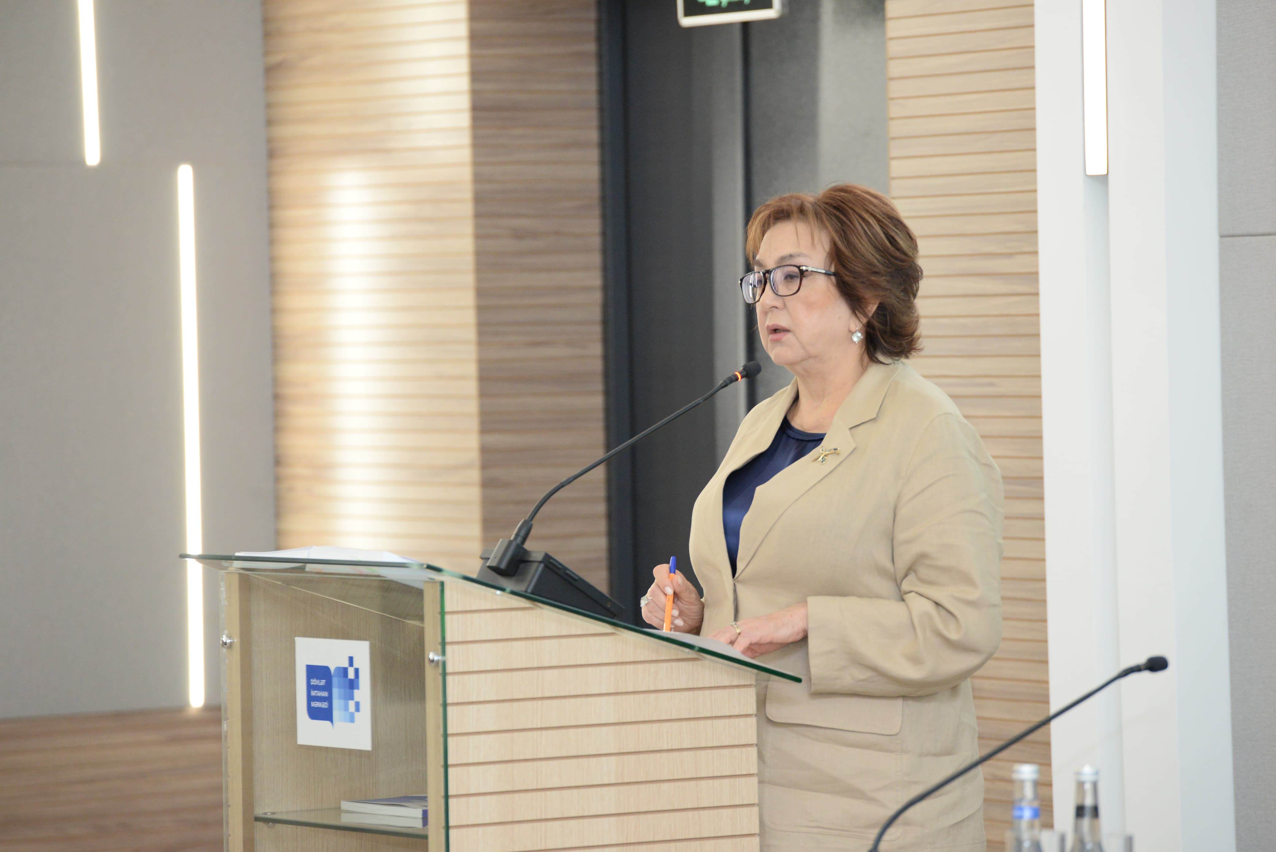 Məleykə Abbaszadə: T-test şkalasının imtahanlarda istifadəsi müzakirə olunur 