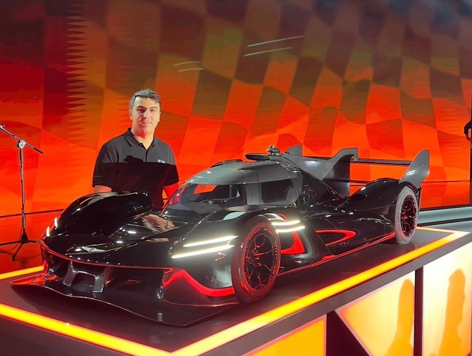 Məqsədə çatmağın asan yolu yoxdur - Azərbaycanı dünyada tanıdan gənc 