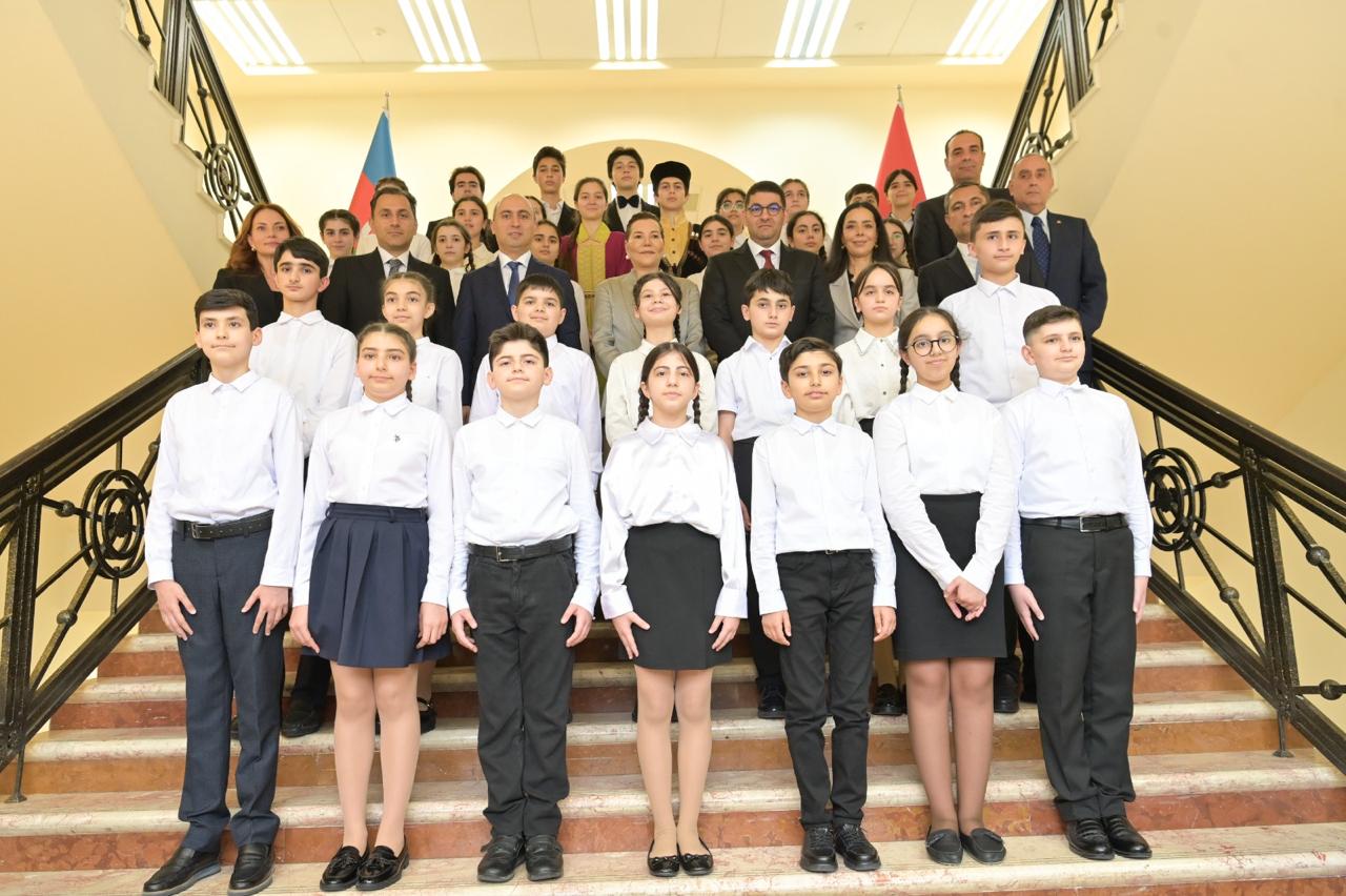 Mərakeş Krallığının Şahzadəsi 132-134 nömrəli Təhsil Kompleksində olub