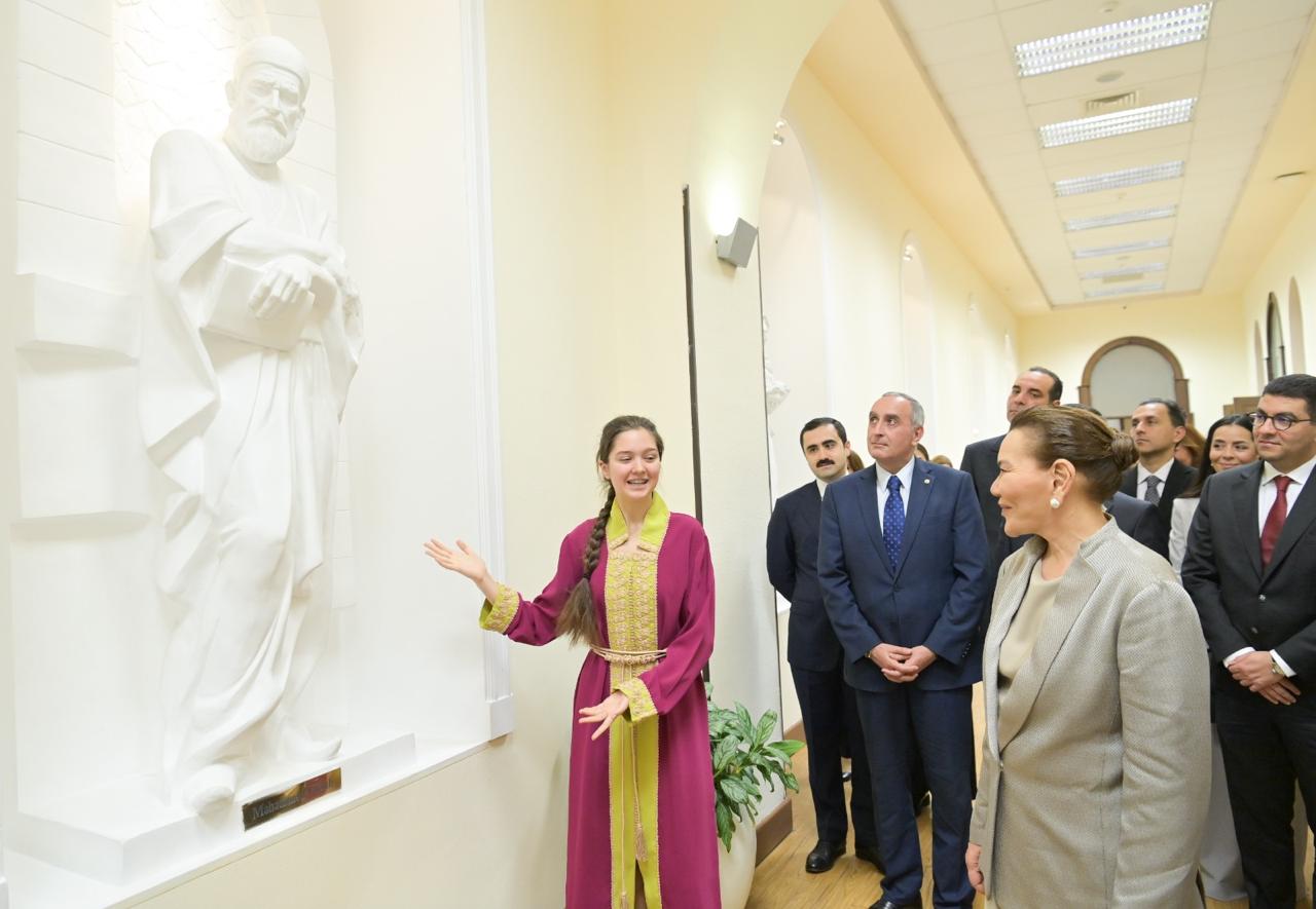 Mərakeş Krallığının Şahzadəsi 132-134 nömrəli Təhsil Kompleksində olub