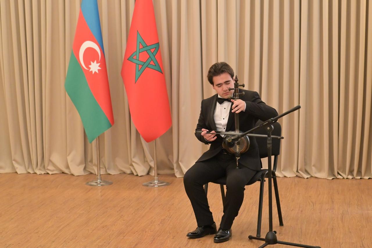 Mərakeş Krallığının Şahzadəsi 132-134 nömrəli Təhsil Kompleksində olub