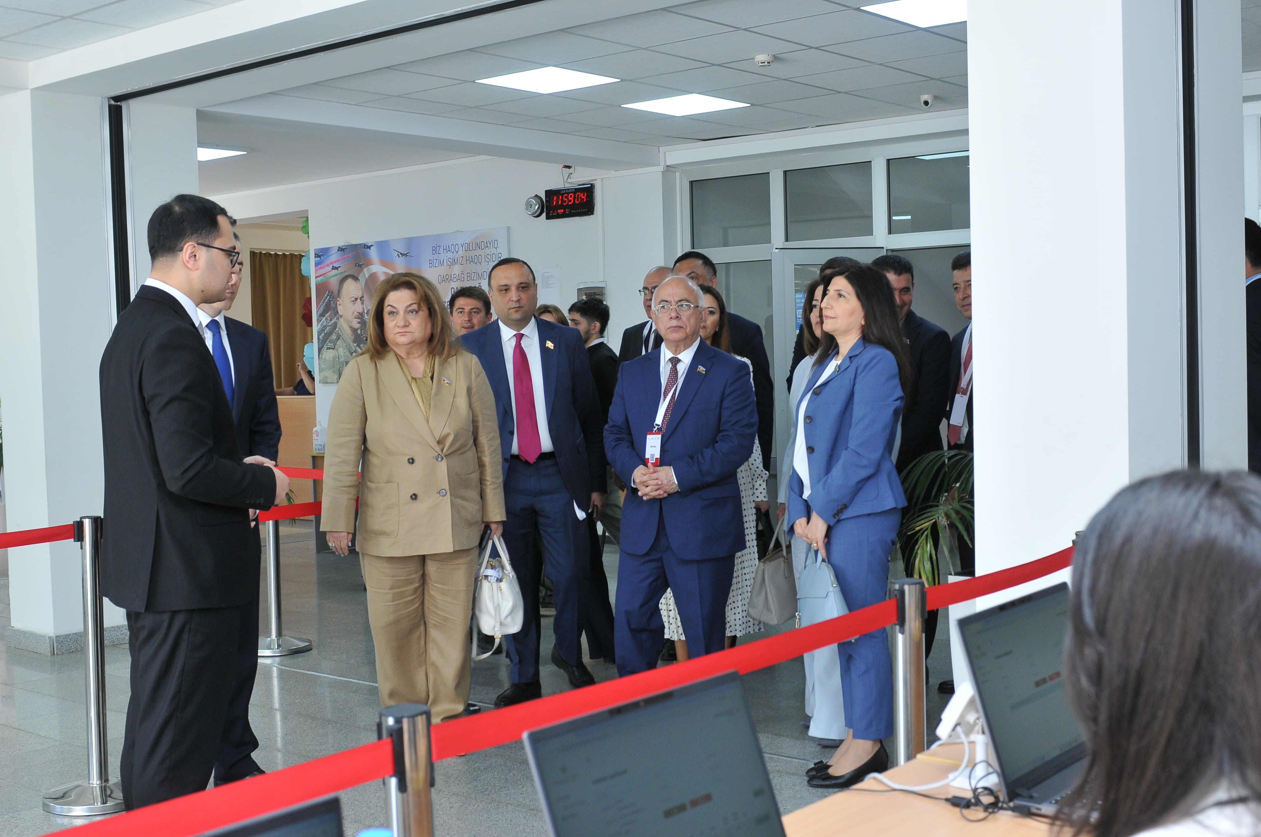 Millət vəkilləri və ictimai xadimlər sertifikatlaşdırma prosesi ilə tanış olublar