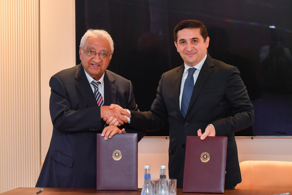 Milli Aviasiya Akademiyası ilə Ədliyyə Nazirliyi arasında Memorandum imzalanıb