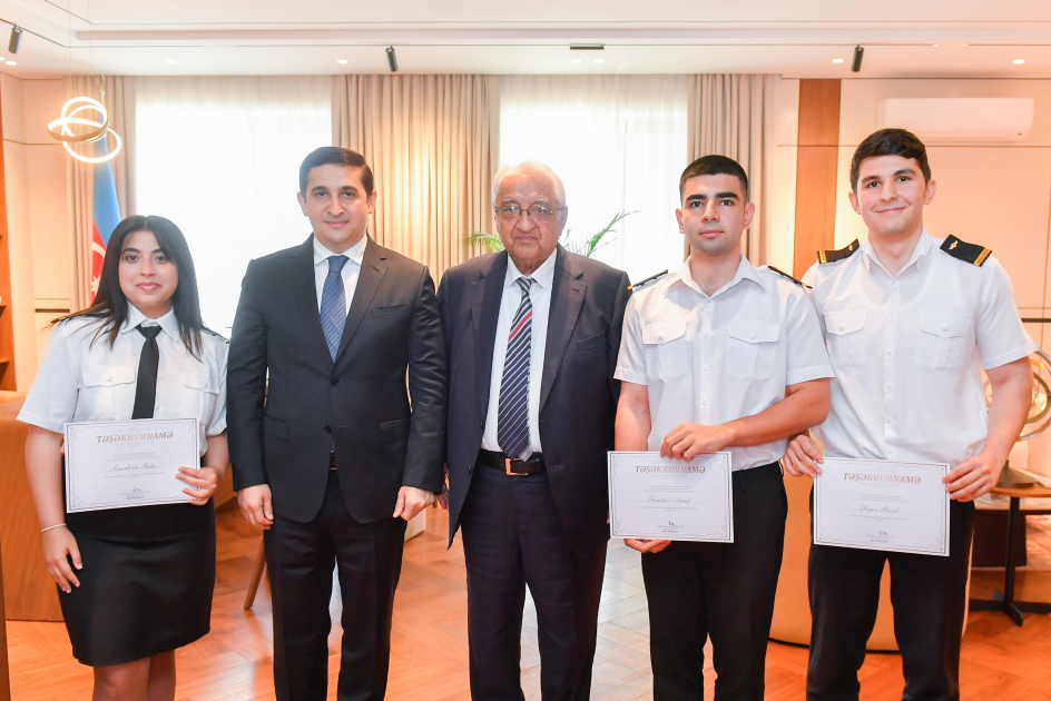 Milli Aviasiya Akademiyası ilə Ədliyyə Nazirliyi arasında Memorandum imzalanıb