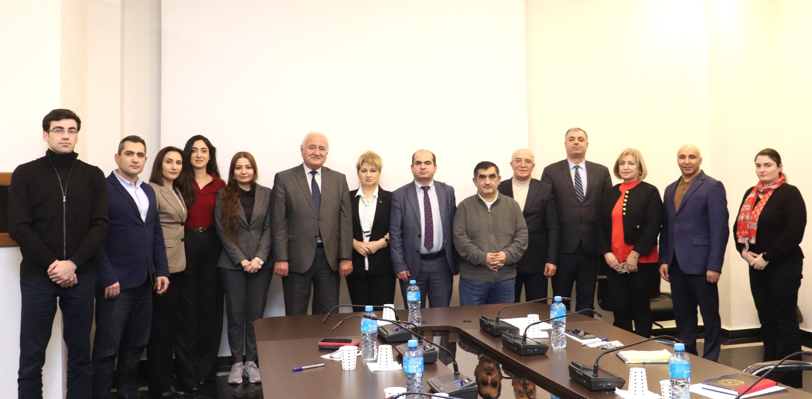 Milli QHT Forumunda İctimai Şura üzvlərinin görüşü keçirilib 