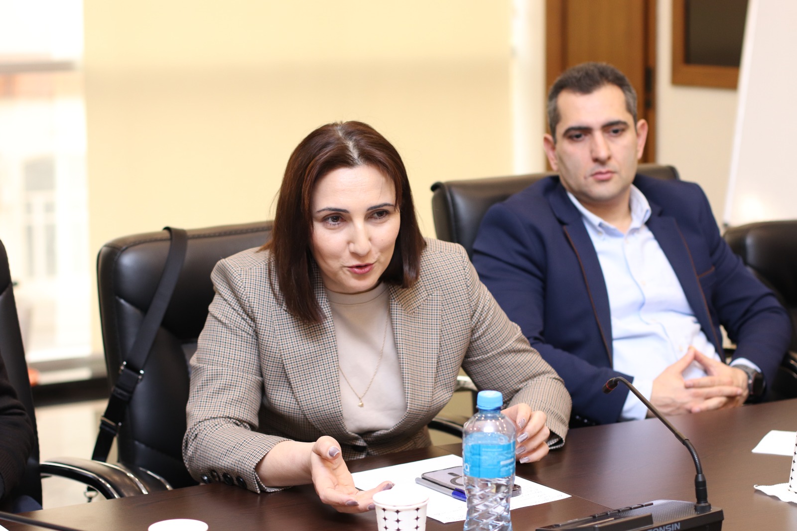 Milli QHT Forumunda İctimai Şura üzvlərinin görüşü keçirilib