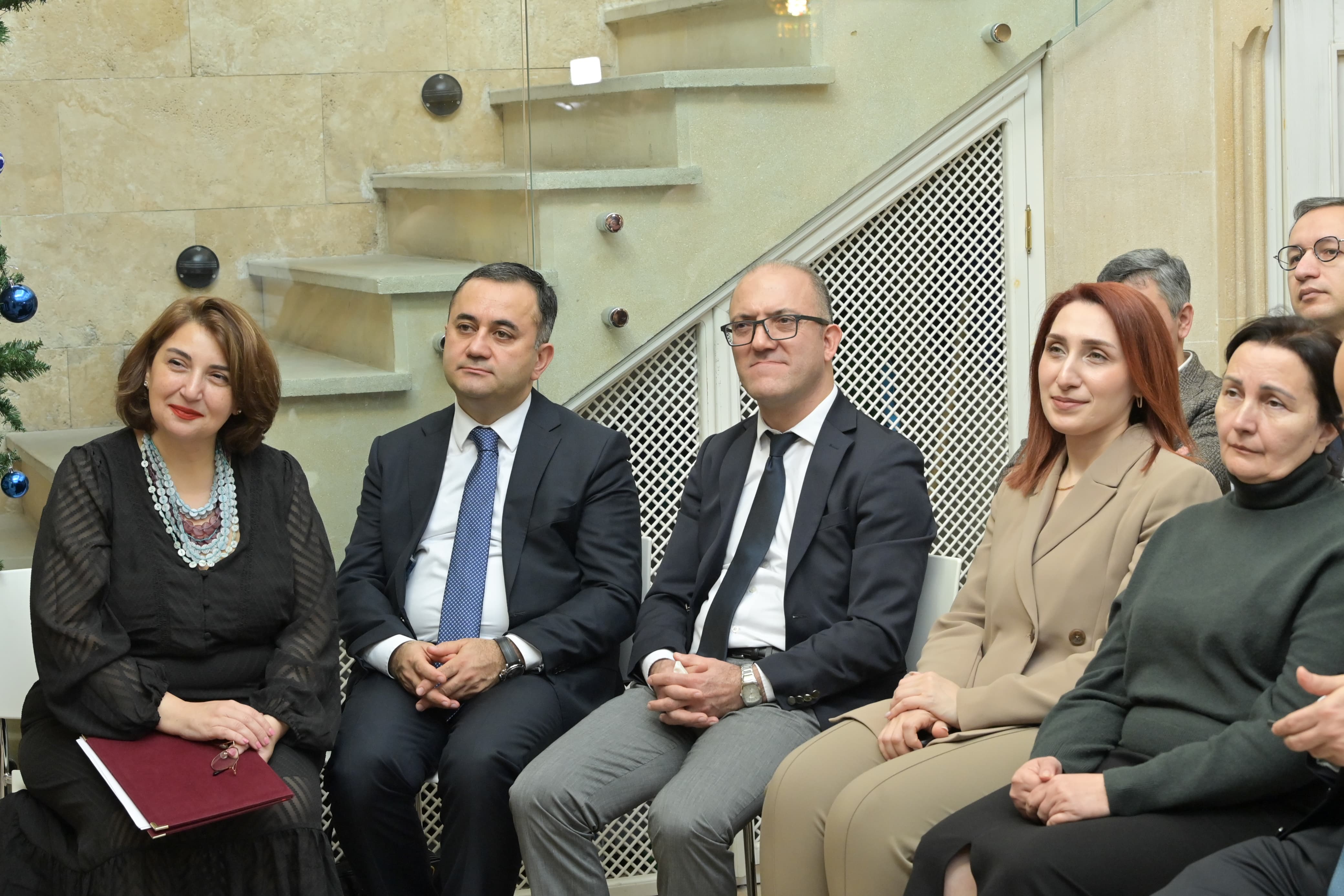 “Müəllimliyin insanlıq fəlsəfəsi” esse müsabiqəsinin qalibləri mükafatlandırılıb