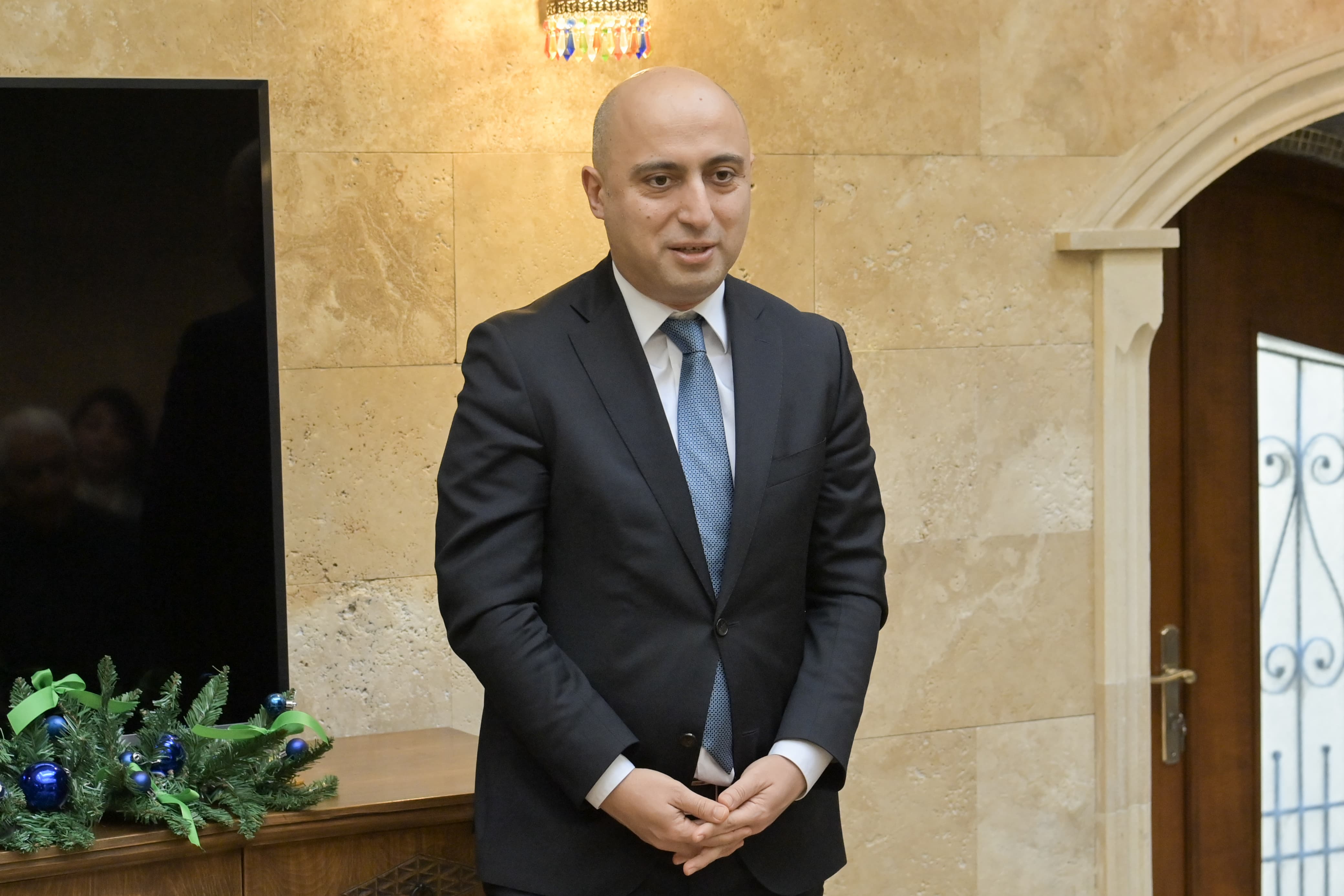 “Müəllimliyin insanlıq fəlsəfəsi” esse müsabiqəsinin qalibləri mükafatlandırılıb