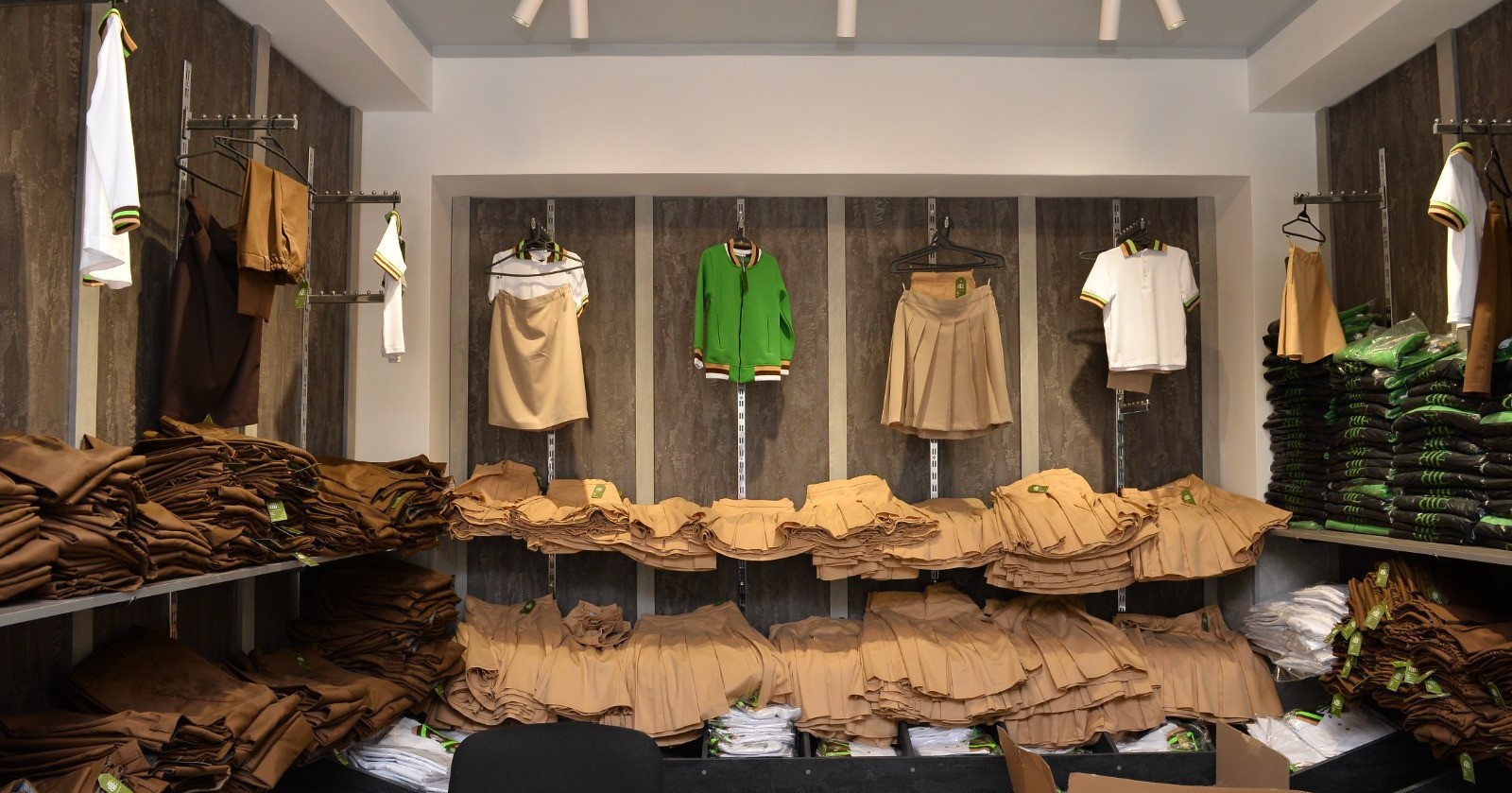 MÜTDA məktəbli forması ilə bağlı açıqlama yayıb 