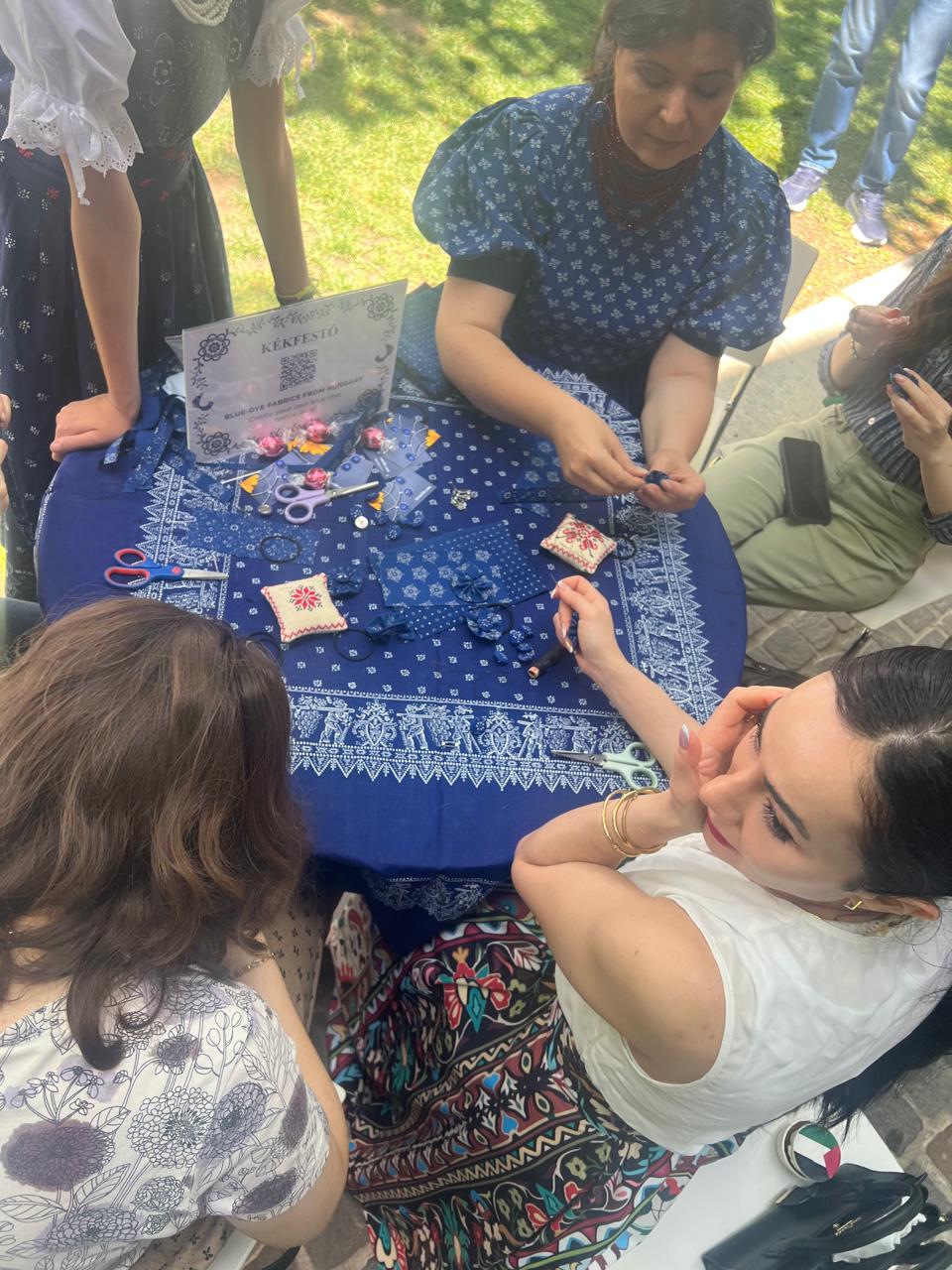 Müxtəlif mədəniyyətlər bir arada: ADA-dan dünyaya səyahət – REPORTAJ