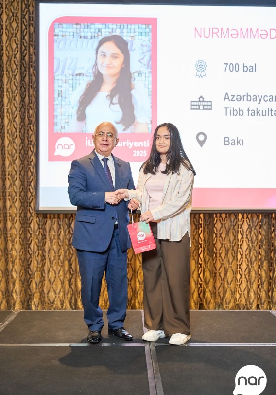 "Nar” ilin ən uğurlu abituriyentlərini mükafatlandırıb