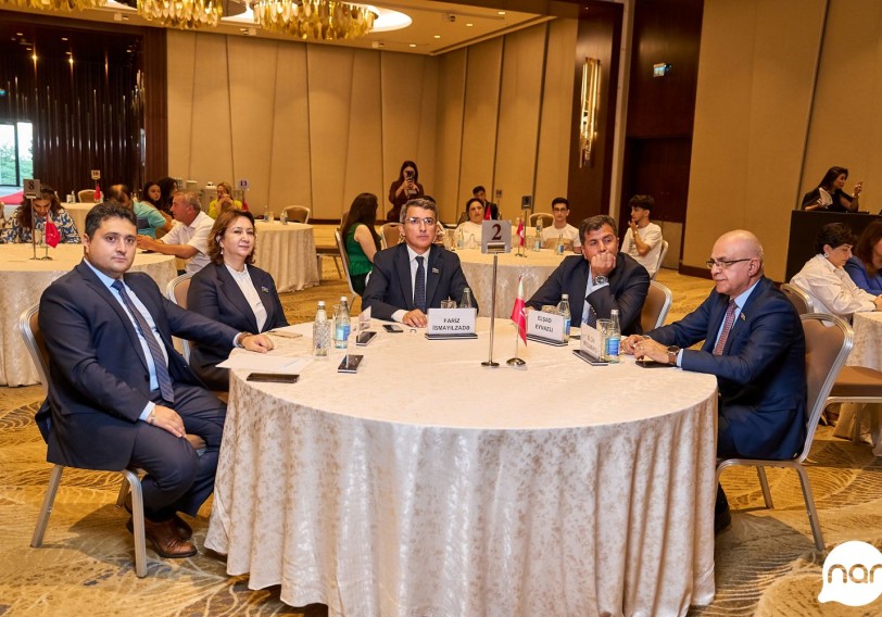 "Nar” ilin ən uğurlu abituriyentlərini mükafatlandırıb