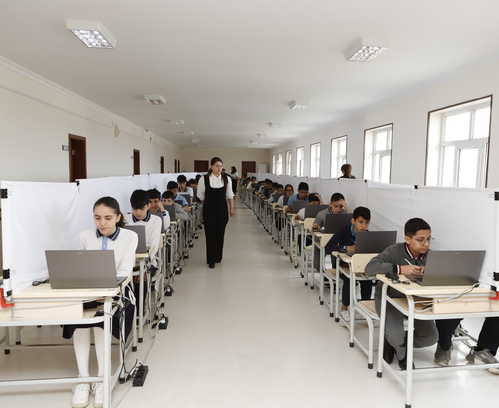 Naxçıvan məktəbliləri “Məktəblilərarası Milli Hakaton” müsabiqəsinə qatılıblar