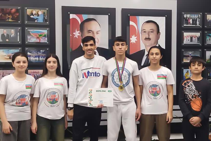 Naxçıvan məktəblisi 10 gündə 3 qızıl medal qazandı