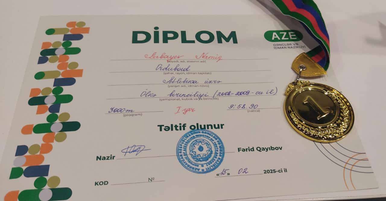Naxçıvan məktəblisi 10 gündə 3 qızıl medal qazandı