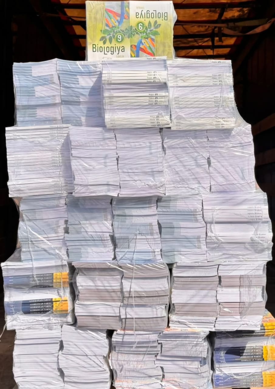 Naxçıvana 170 mindən artıq dərslik gətirilib