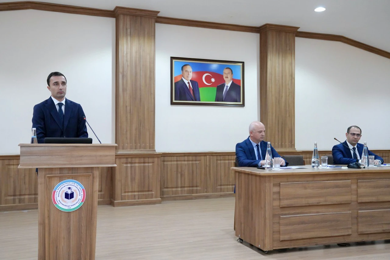 Naxçıvanda əmək bazarının inkişafı məsələlərinə dair görüş keçirilib