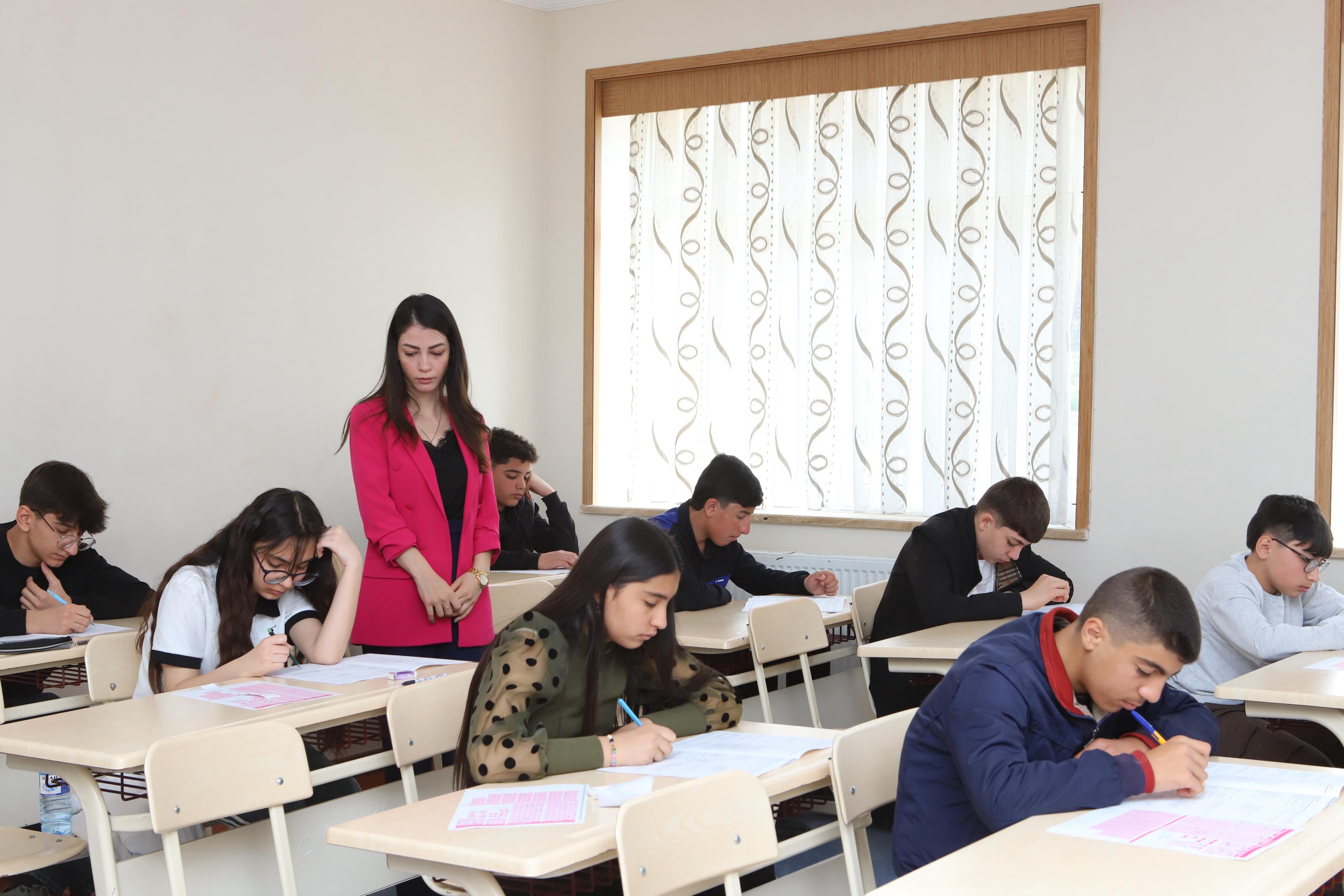 Naxçıvanda IX siniflər üçün buraxılış qiymətləndirmə monitorinqi keçirilib