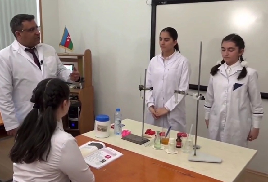 Naxçıvanda kimya dərsi: “Firon ilanı”, “Nilin qana bulanması”… – MÜSAHİBƏ 