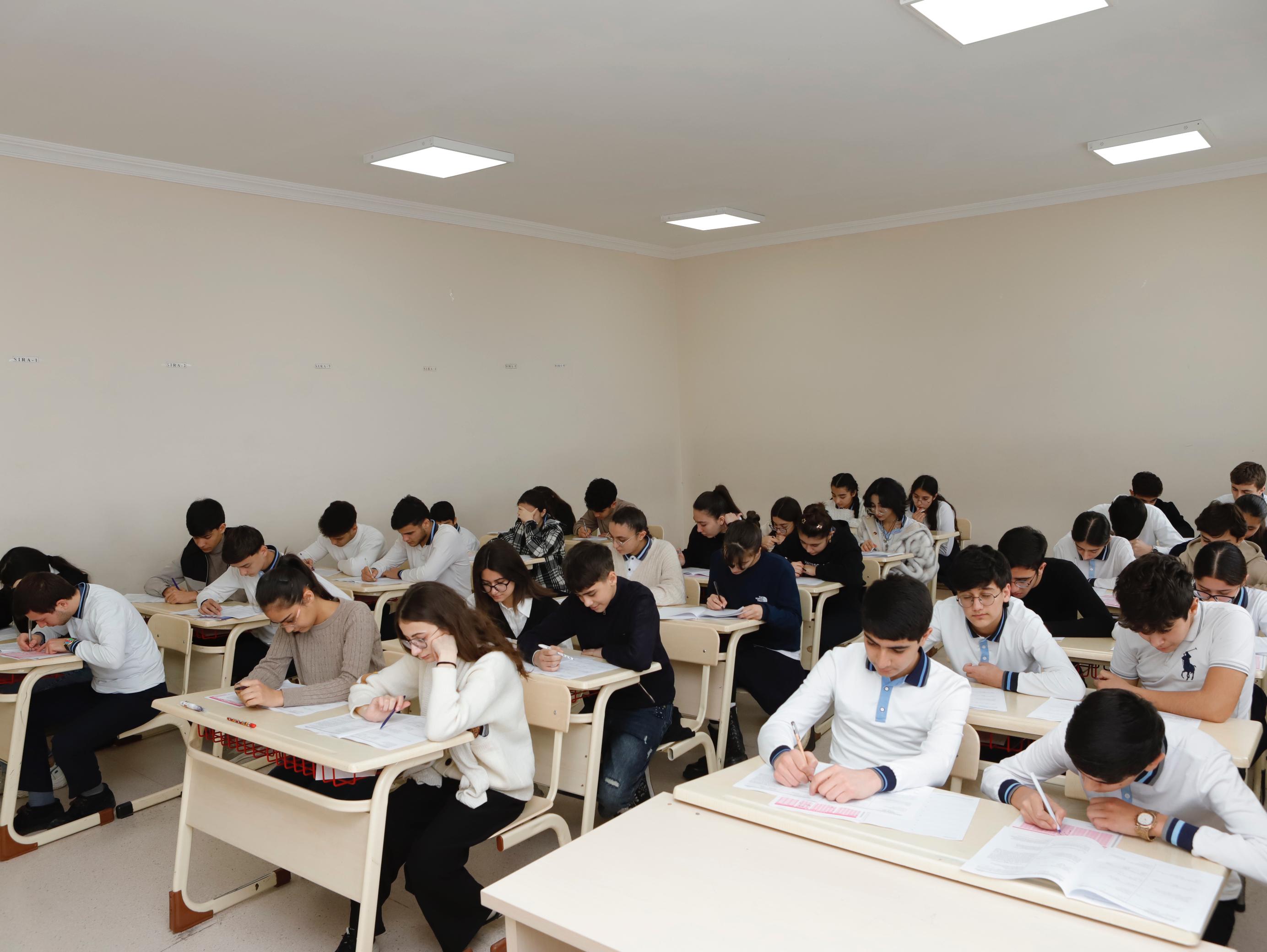 Naxçıvanda monitorinq imtahanlarında  9 mindən artıq şagird iştirak edib