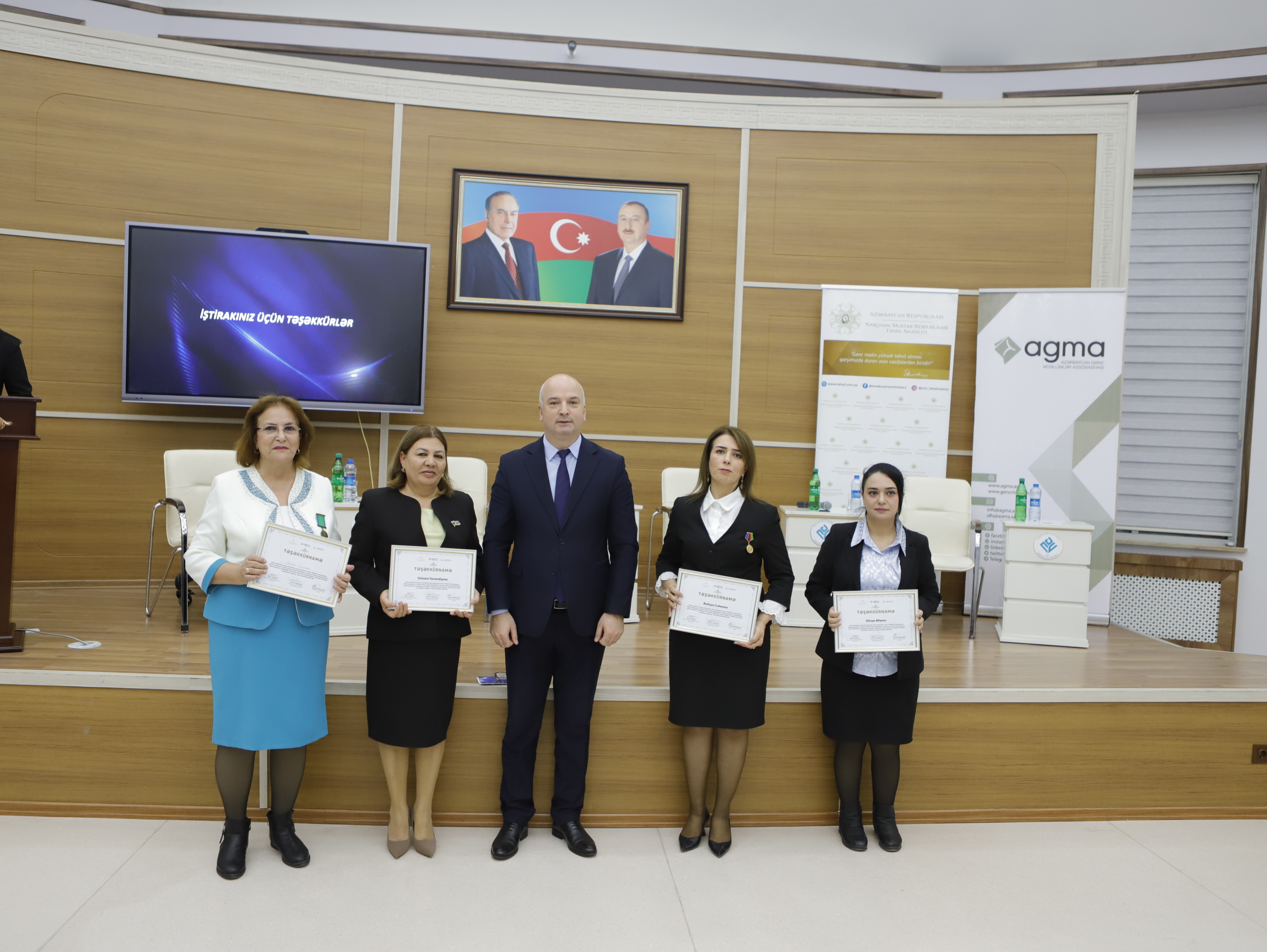 Naxçıvanda “Pedaqoji Həmrəylik: Təcrübədən Gələcəyə” adlı konfrans keçirilib