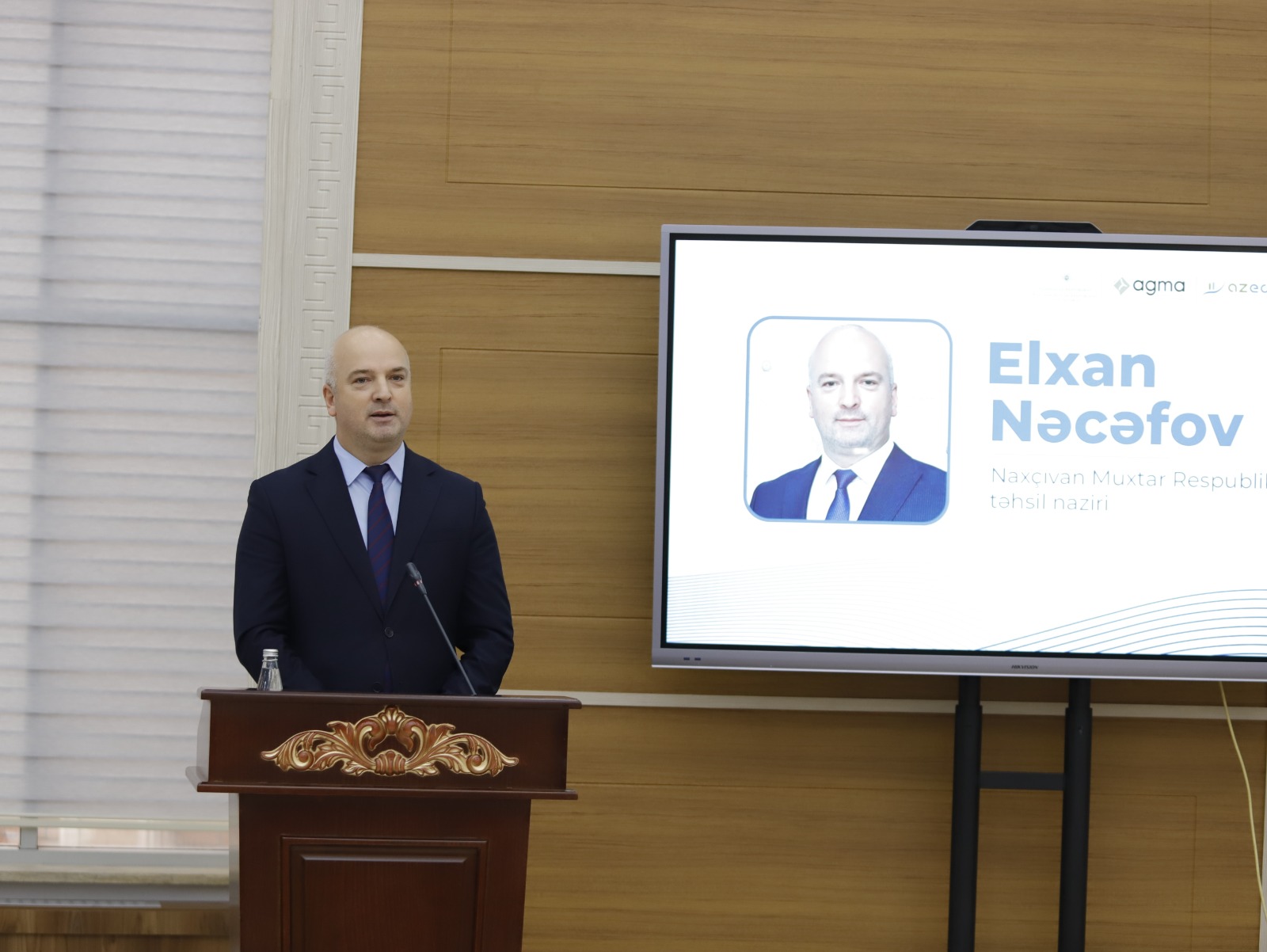 Naxçıvanda “Pedaqoji Həmrəylik: Təcrübədən Gələcəyə” adlı konfrans keçirilib