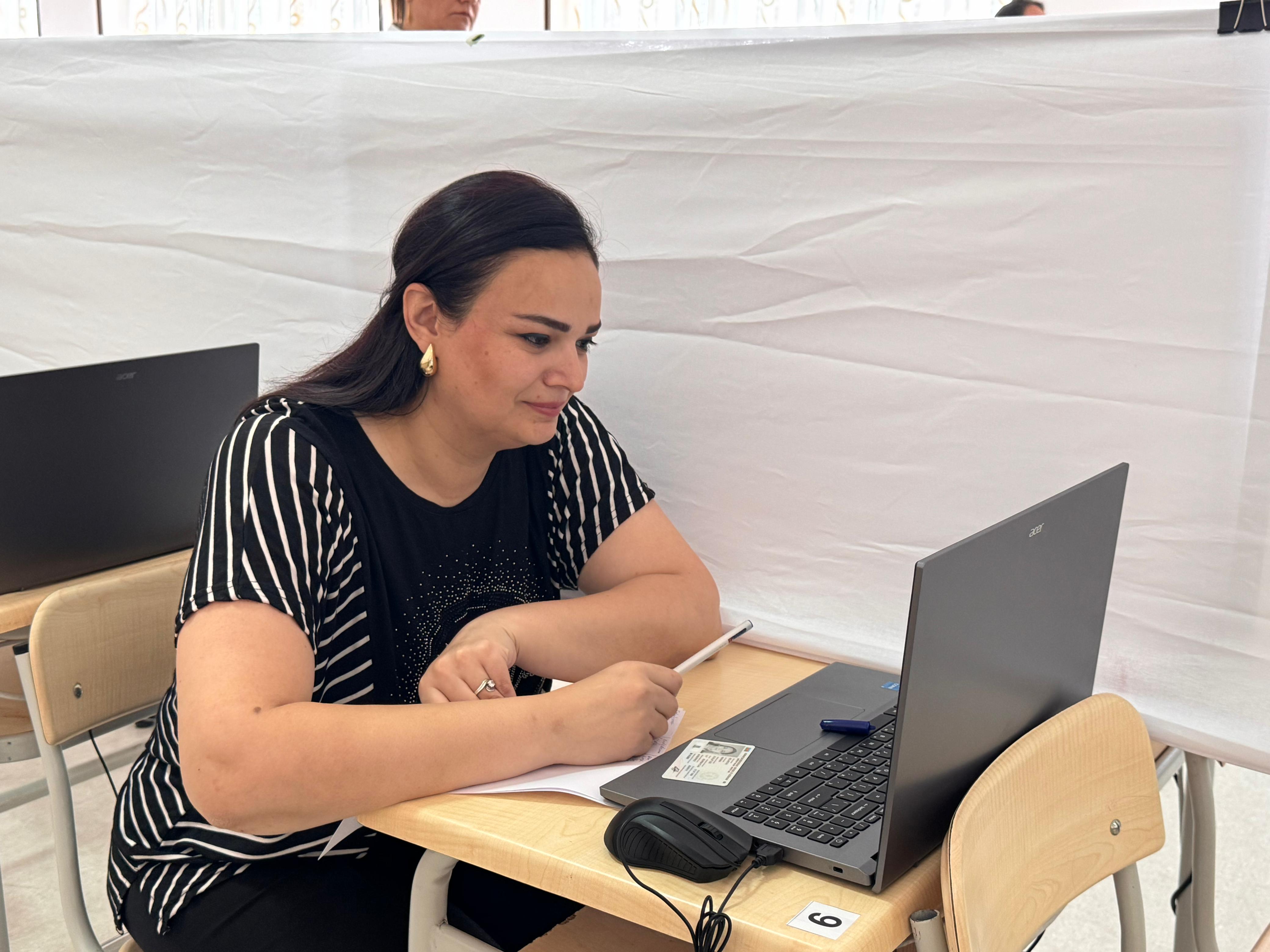 Naxçıvanda sertifikatlaşdırma imtahanında davamiyyət 98 faizi ötüb