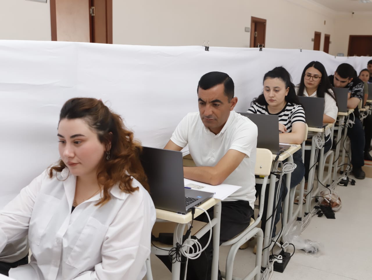 Naxçıvanda sertifikatlaşdırmada davamiyyət 100% olub