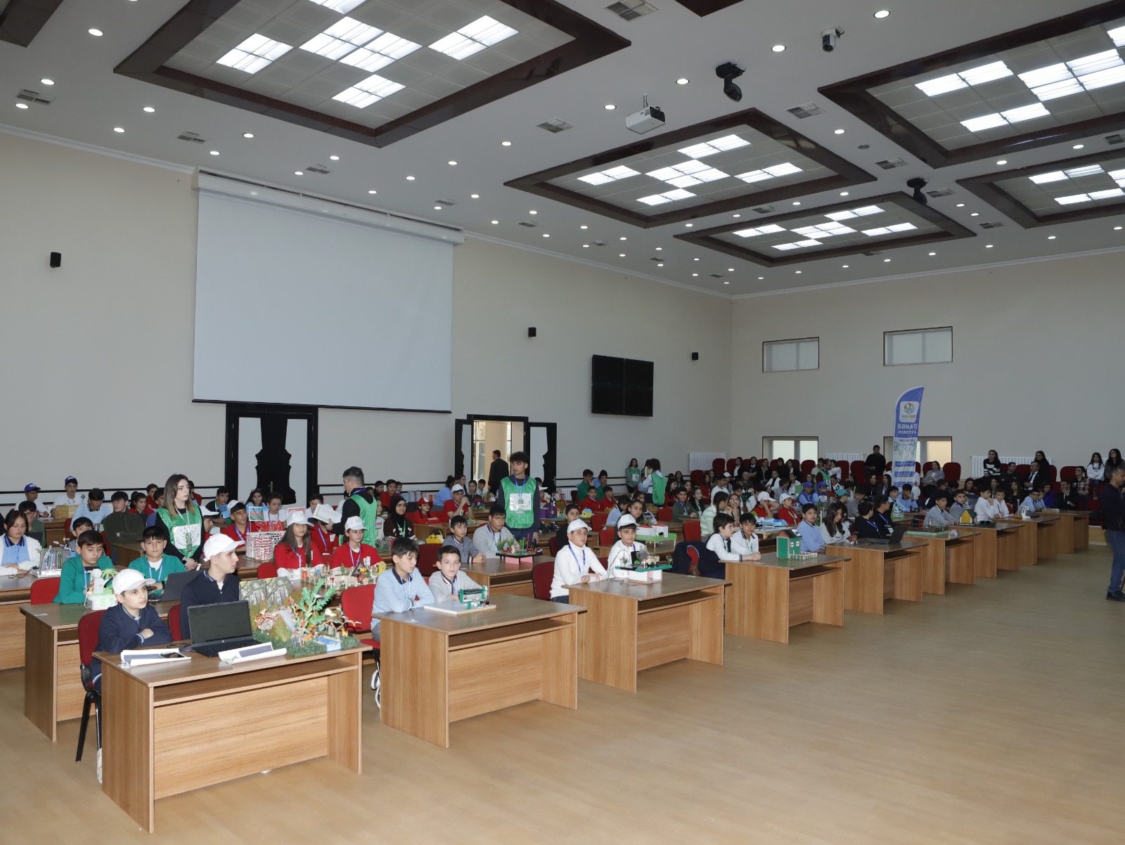 Naxçıvanda “Yaşıl texnologiyalar” müsabiqəsi keçirilib  