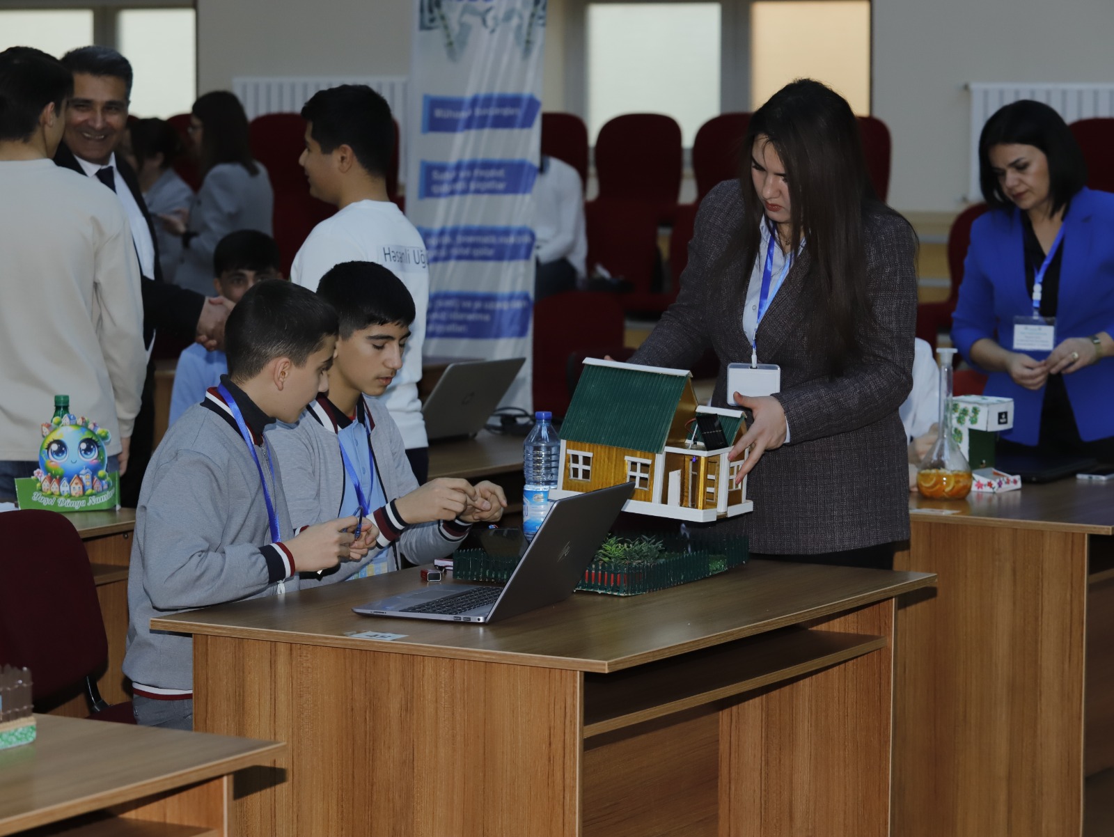 Naxçıvanda “Yaşıl texnologiyalar” müsabiqəsi keçirilib 