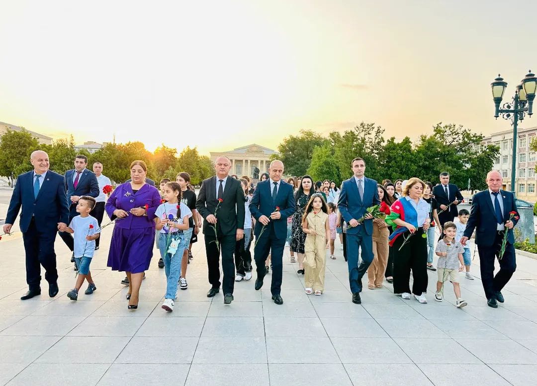 Naxçıvandan olan şəhid övladları Şuşaya səfər ediblər