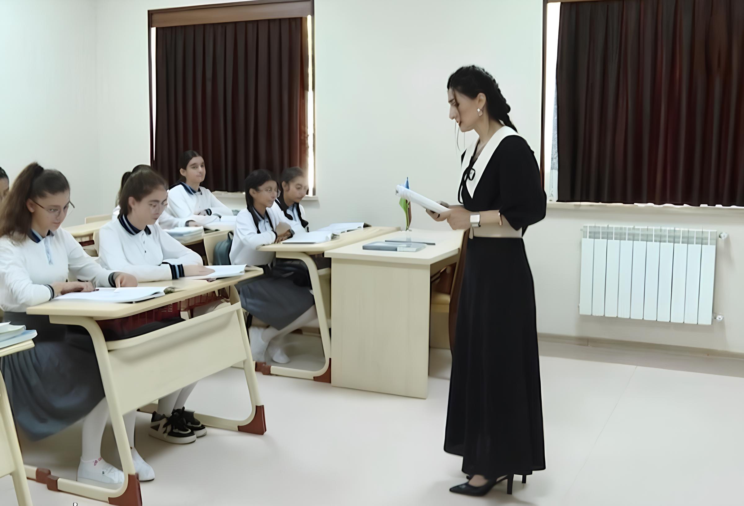 Naxçıvanın Əməkdar müəllimi: Şagirdlərin nəsihətdən çox, nümunəyə ehtiyacı var – MÜSAHİBƏ 