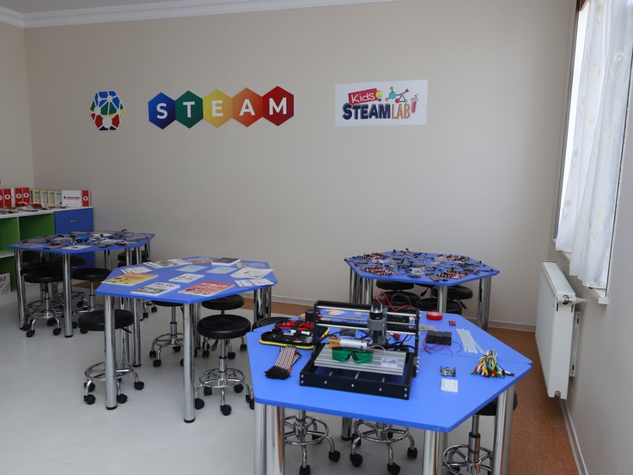 Naxçıvanın məktəblərində 50 yeni STEAM otağı yaradılacaq