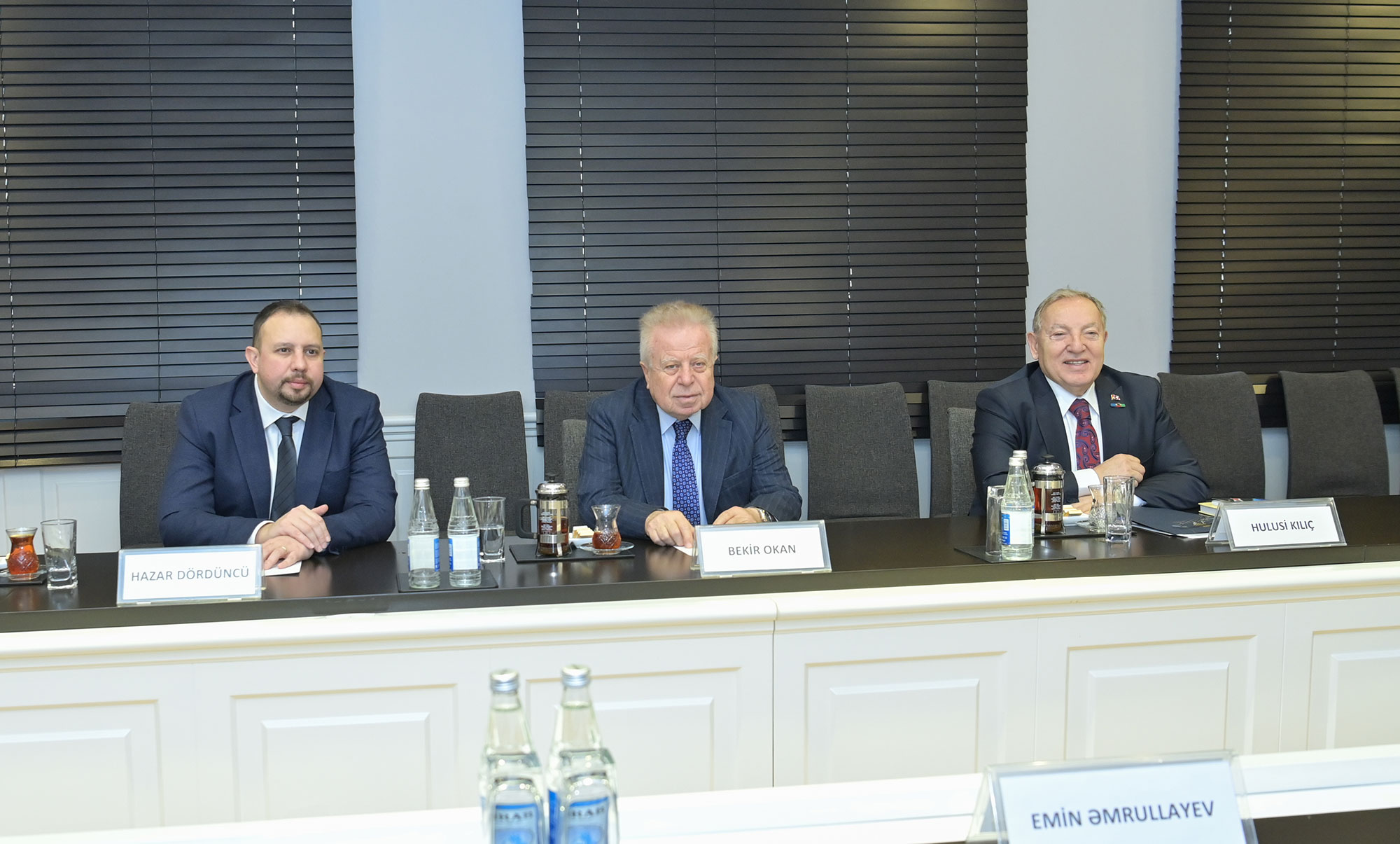 Nazir İstanbul Okan Universitetinin təsisçisi ilə görüşüb