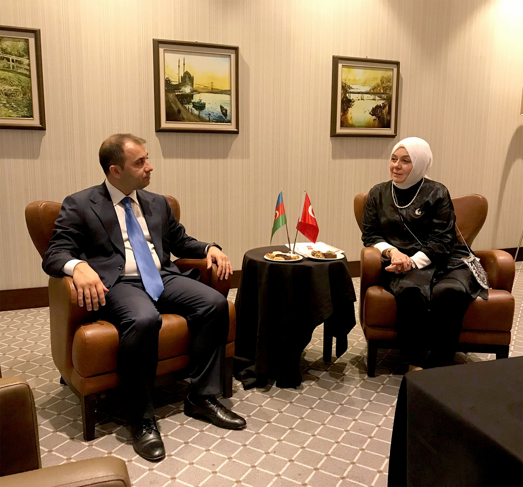 Nazir müavini 6-cı Beynəlxalq Təhsil Texnologiyaları Sammiti çərçivəsində görüşlər keçirib