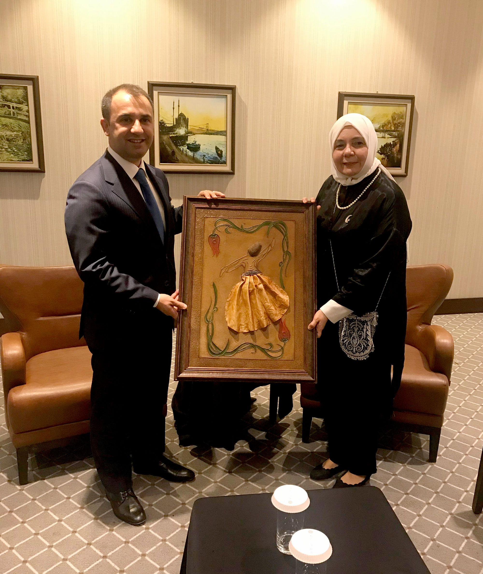 Nazir müavini 6-cı Beynəlxalq Təhsil Texnologiyaları Sammiti çərçivəsində görüşlər keçirib