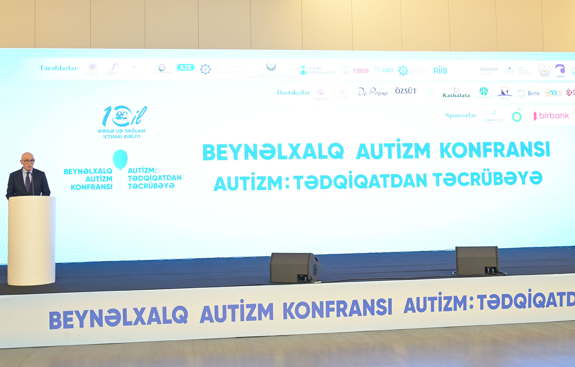 Nazir müavini: Autizmli uşaqların təhsilə cəlbi onların inkişafına təsir göstərir