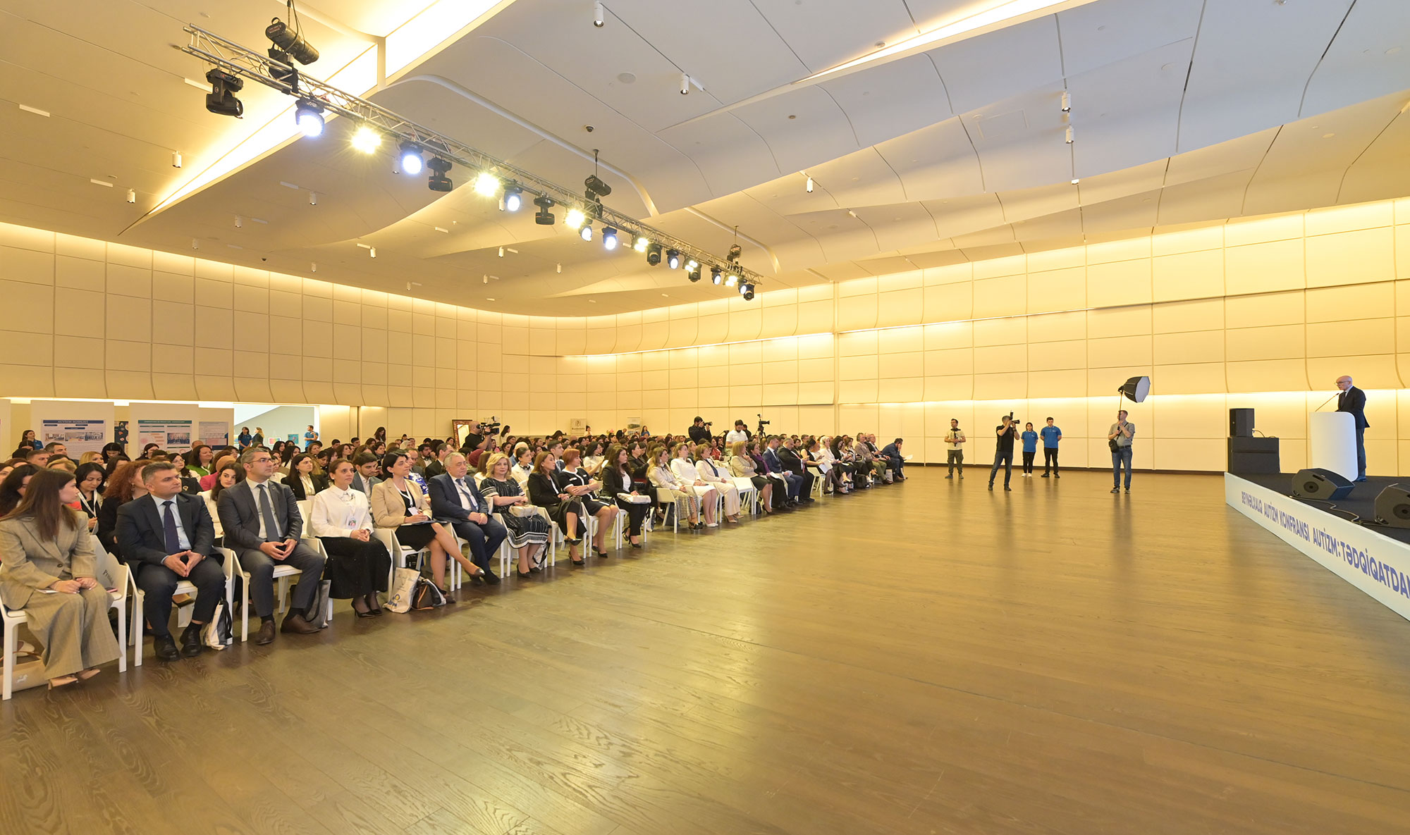 Nazir müavini: Autizmli uşaqların təhsilə cəlbi onların inkişafına təsir göstərir