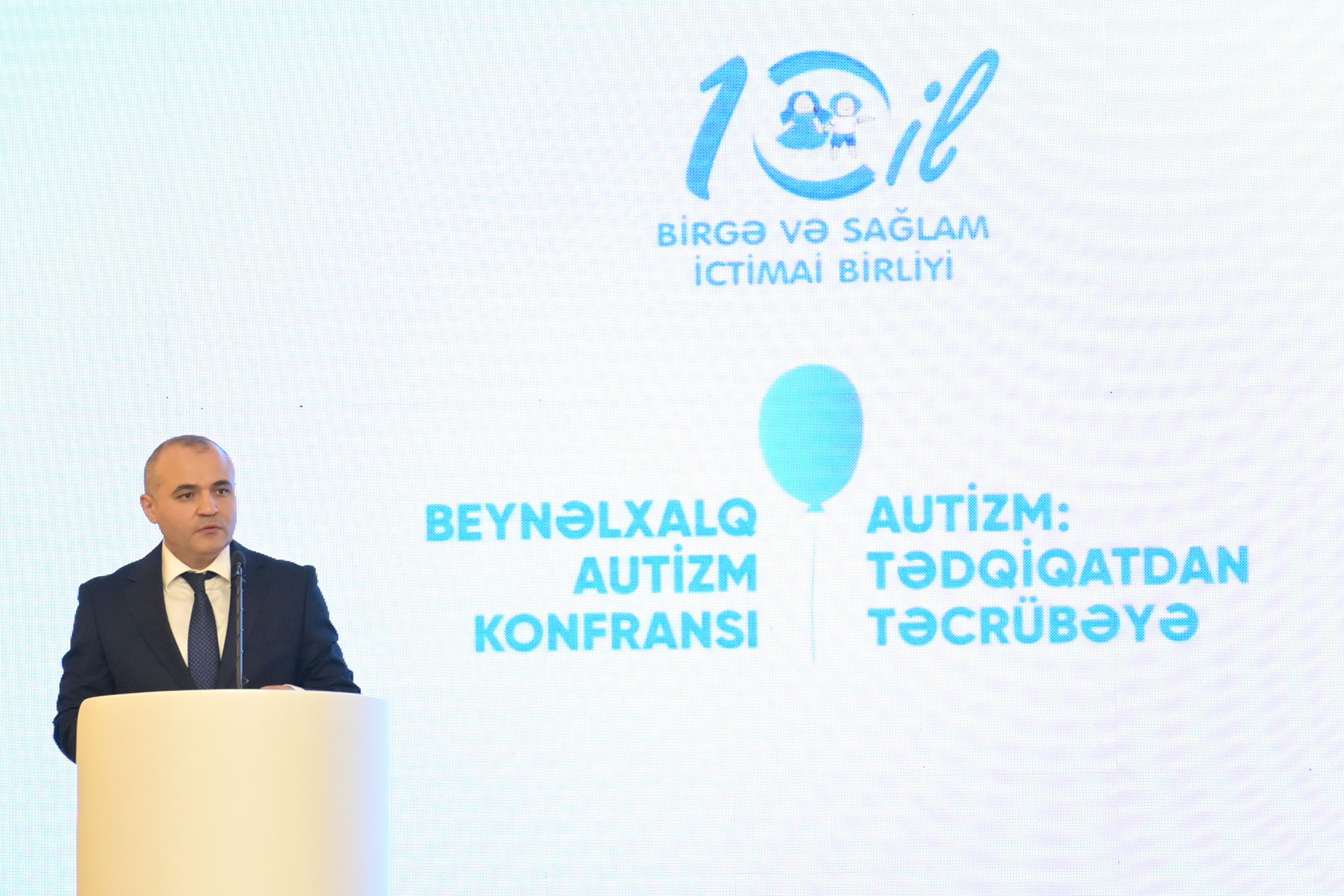 Nazir müavini: Autizmli uşaqların təhsilə cəlbi onların inkişafına təsir göstərir