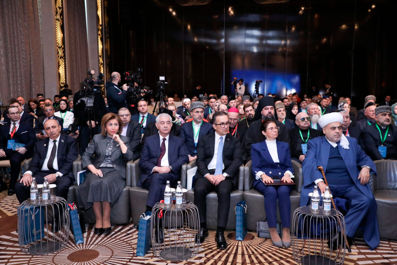 Nazir müavini Azərbaycan din xadimlərinin Forumunda iştirak edib