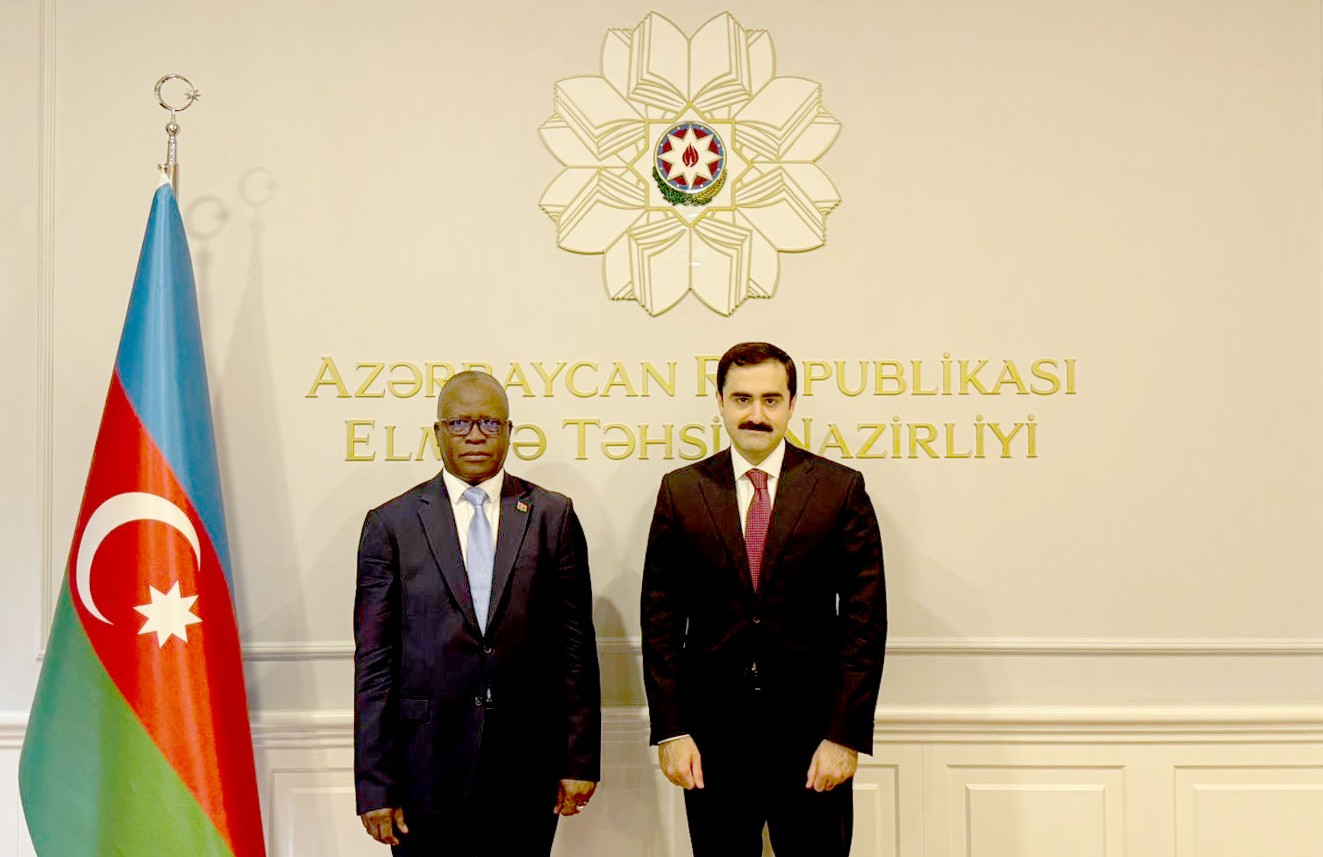 Nazir müavini Burkina Fasonun Türkiyədəki səfiri ilə görüşüb 
