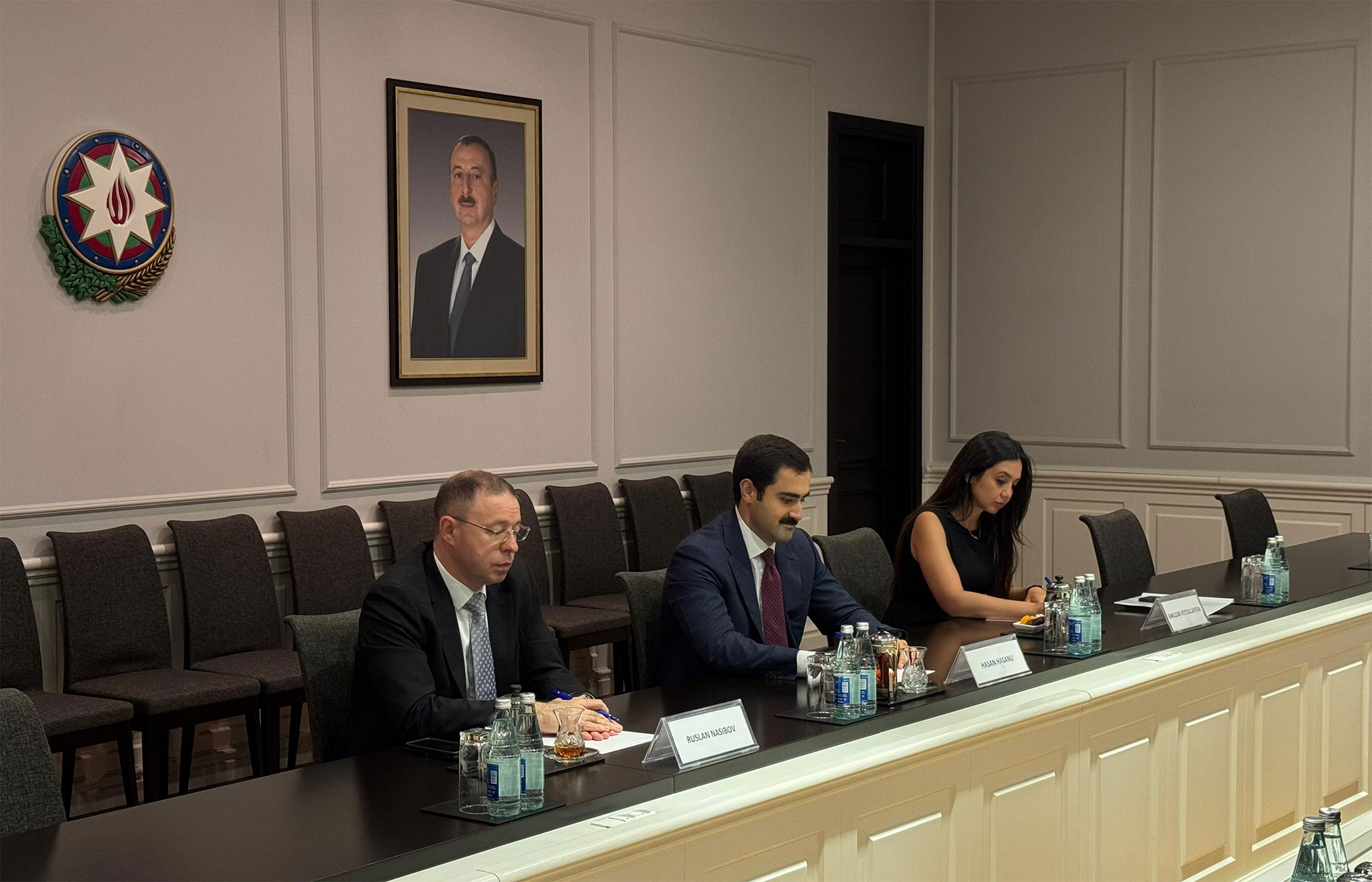 Nazir müavini Həsən Həsənli Uqandanın xarici işlər üzrə dövlət naziri ilə görüşüb