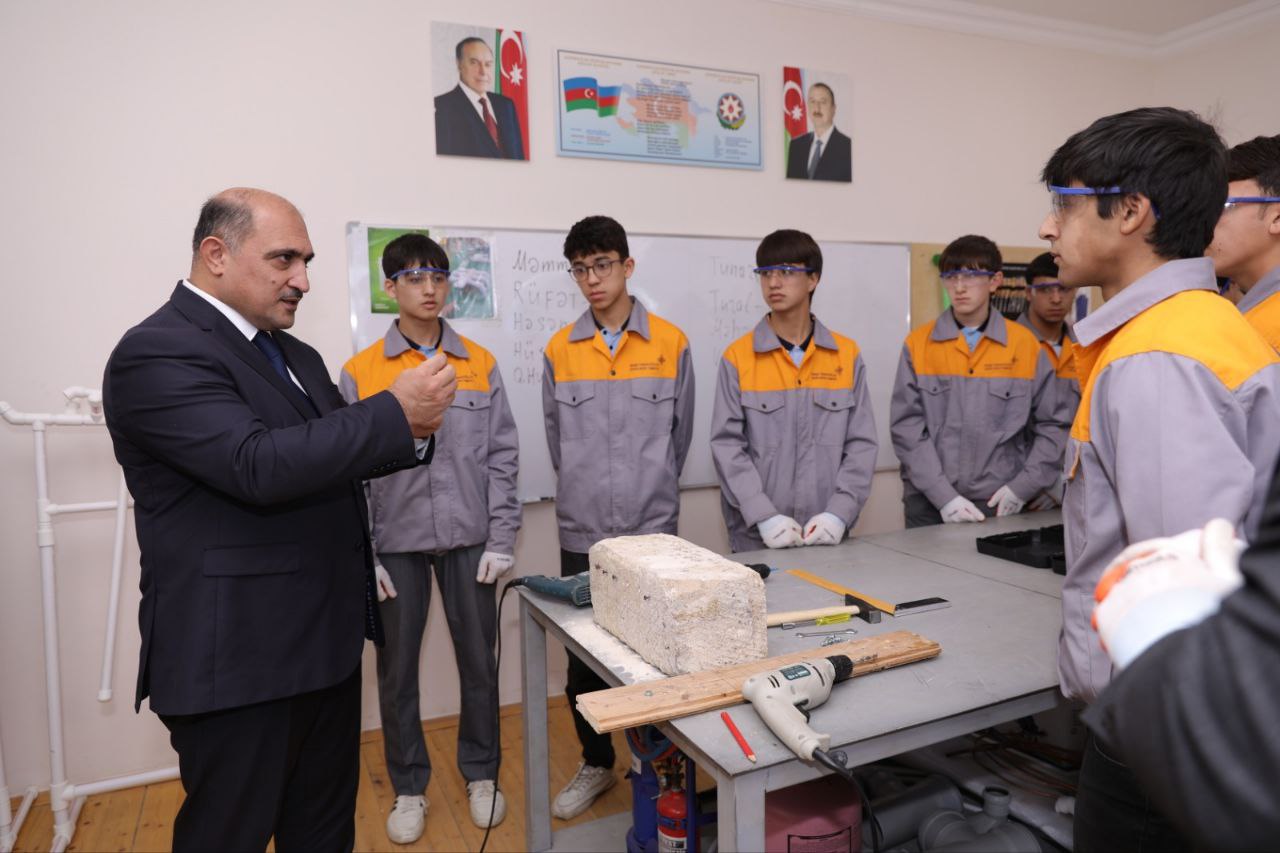 Nazir müavini İdris İsayev Hacıqabulda olub